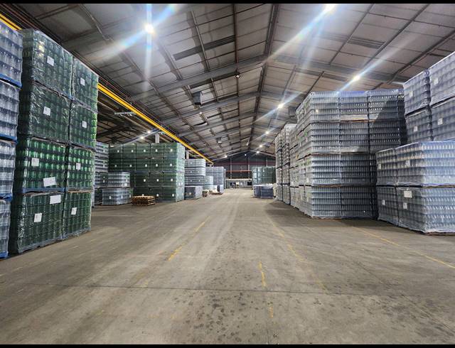18,423M² WAREHOUSE TO LET IN ROODEKOP